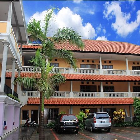 Baru Dua Beach Hotel Banyuwangi  Zewnętrze zdjęcie