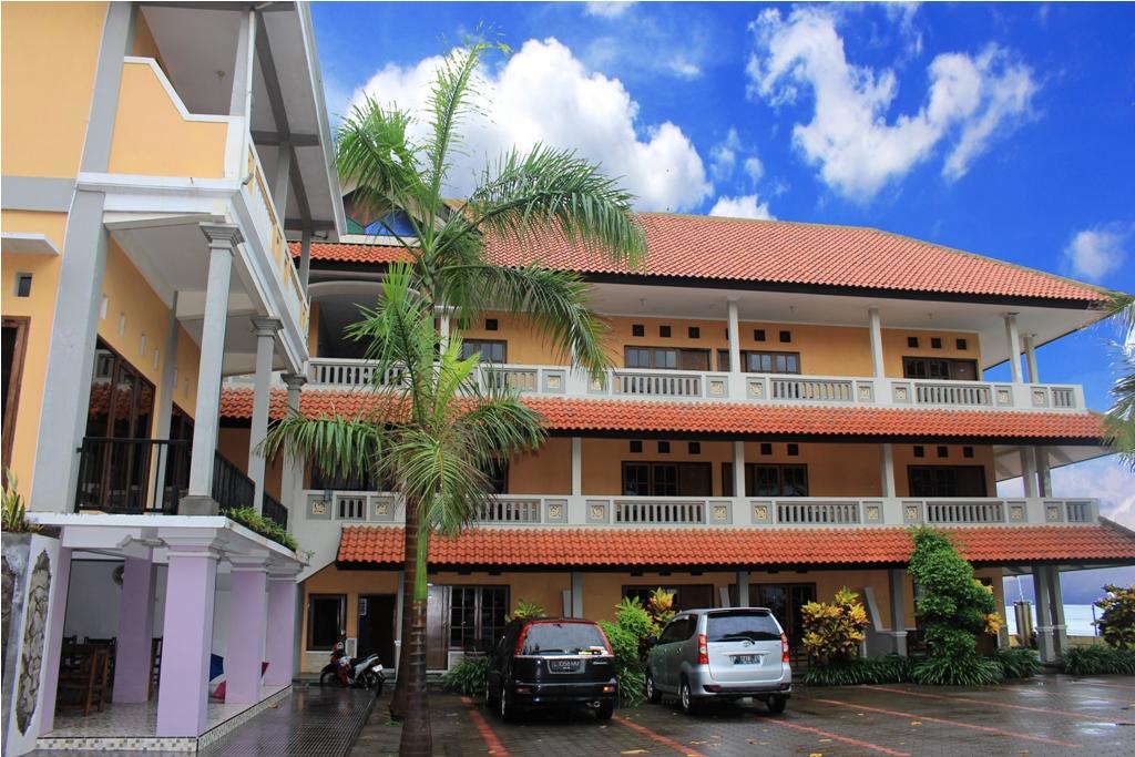 Baru Dua Beach Hotel Banyuwangi  Zewnętrze zdjęcie